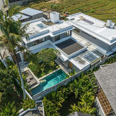 Villa Arunika - Stylish Tropical 2Br Villa Close To Nyanyi Beach! Selemadeg Buitenkant foto