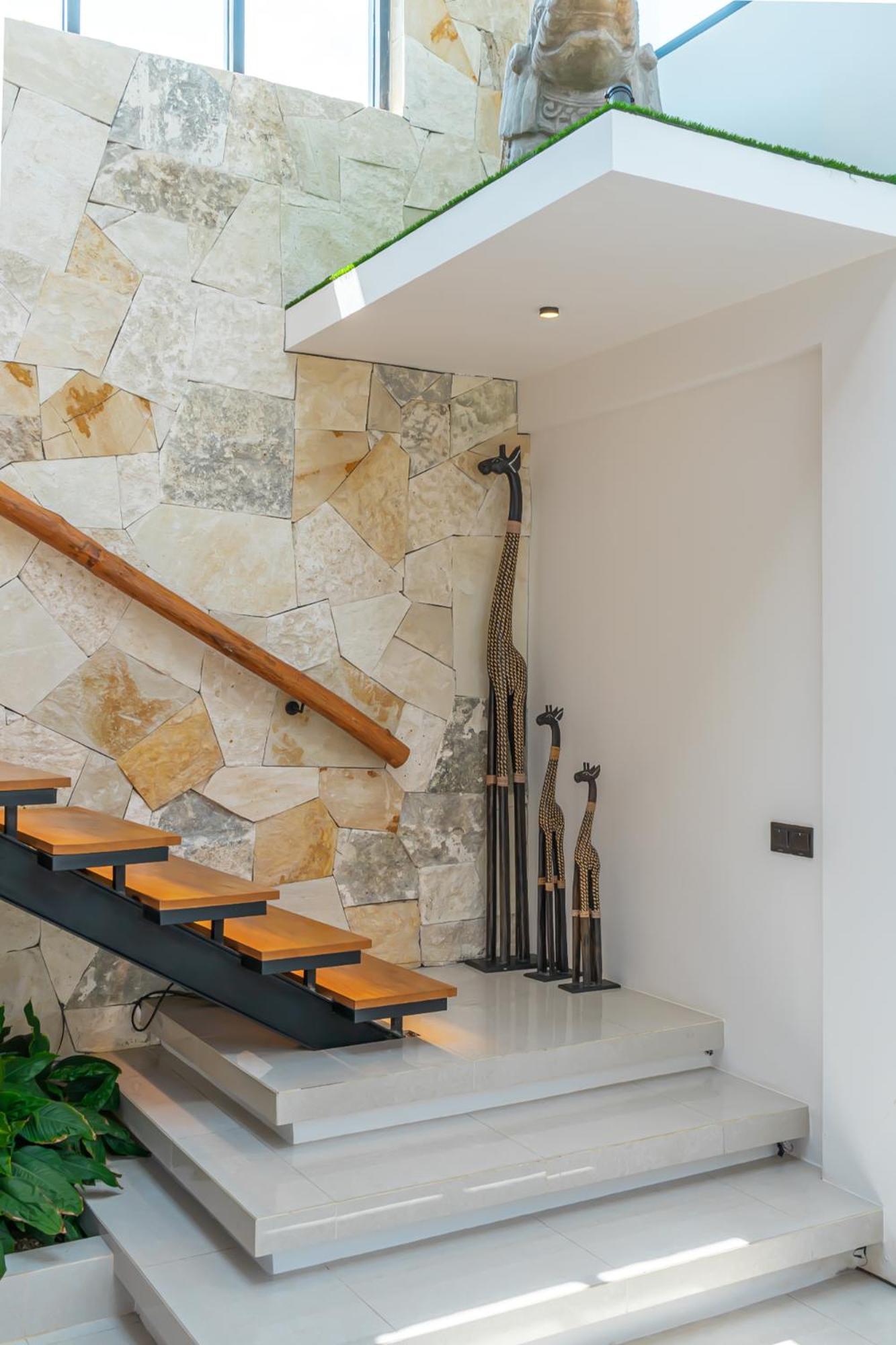 Villa Arunika - Stylish Tropical 2Br Villa Close To Nyanyi Beach! Selemadeg Buitenkant foto